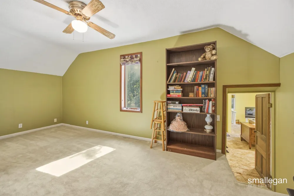 14960 White Creek Avenue NE Solon Township, MI 49319