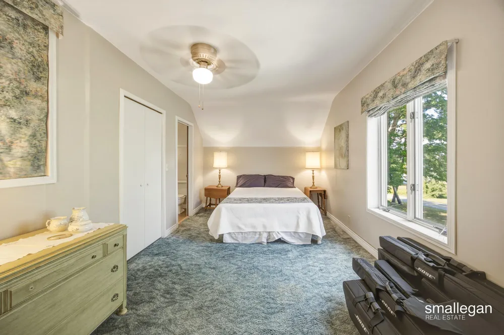14960 White Creek Avenue NE Solon Township, MI 49319