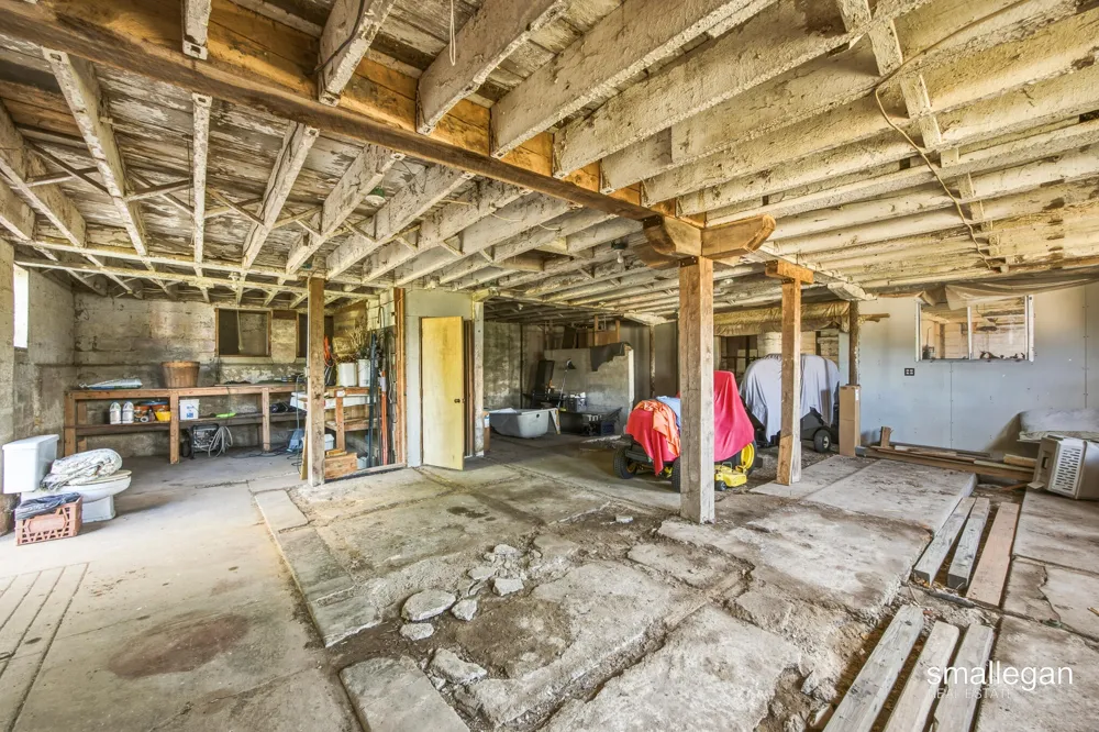 14960 White Creek Avenue NE Solon Township, MI 49319