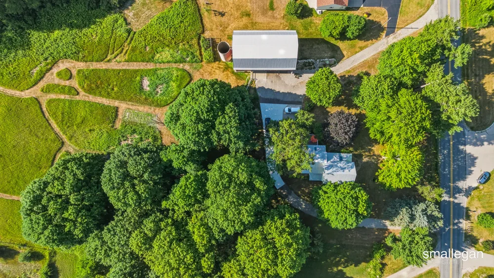 14960 White Creek Avenue NE Solon Township, MI 49319