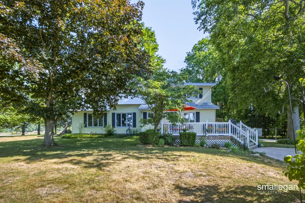 14960 White Creek Avenue NE Solon Township, MI 49319