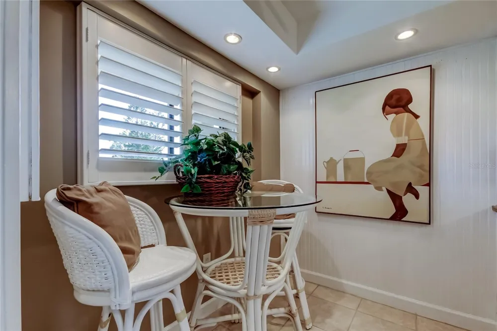 9450 HARBOR GREENS WAY #301 Seminole, FL 33776