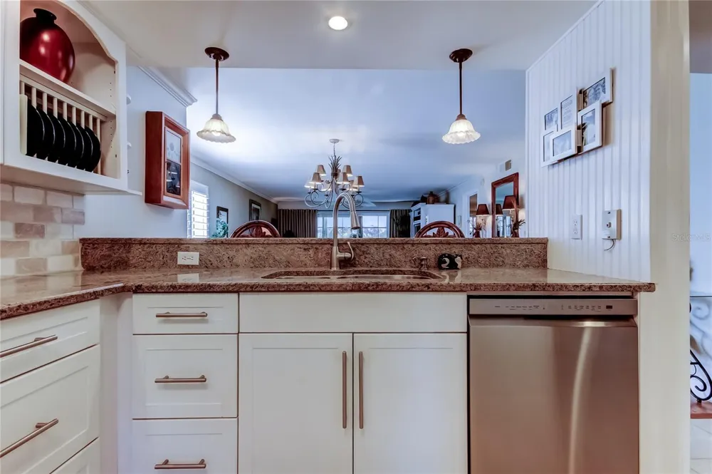 9450 HARBOR GREENS WAY #301 Seminole, FL 33776
