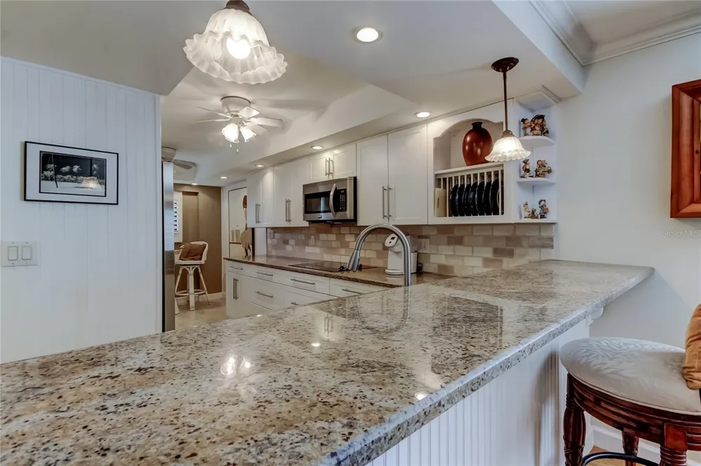 9450 HARBOR GREENS WAY #301 Seminole, FL 33776