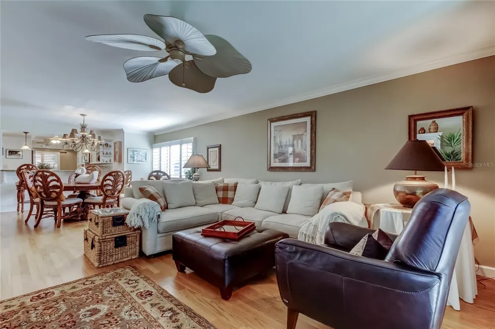 9450 HARBOR GREENS WAY #301 Seminole, FL 33776