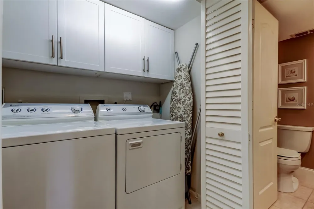 9450 HARBOR GREENS WAY #301 Seminole, FL 33776