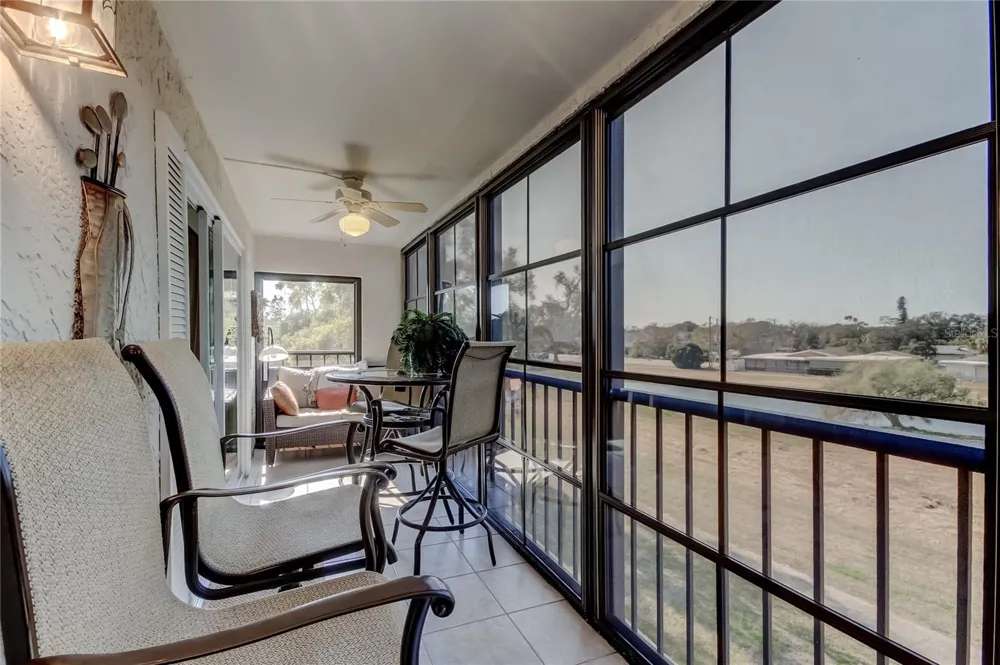 9450 HARBOR GREENS WAY #301 Seminole, FL 33776