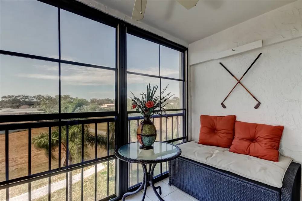 9450 HARBOR GREENS WAY #301 Seminole, FL 33776