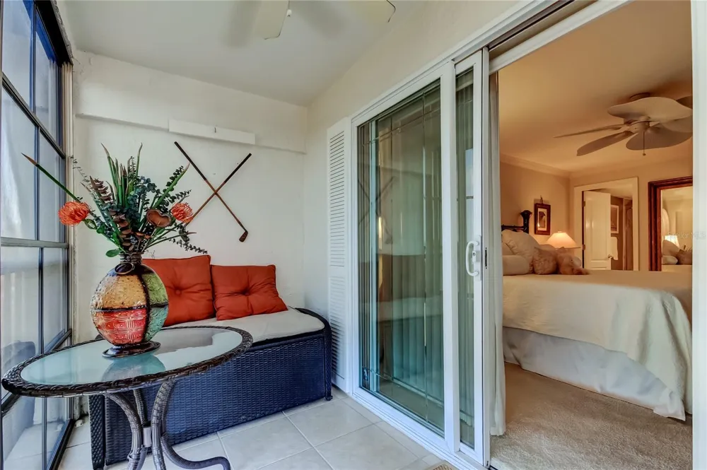 9450 HARBOR GREENS WAY #301 Seminole, FL 33776