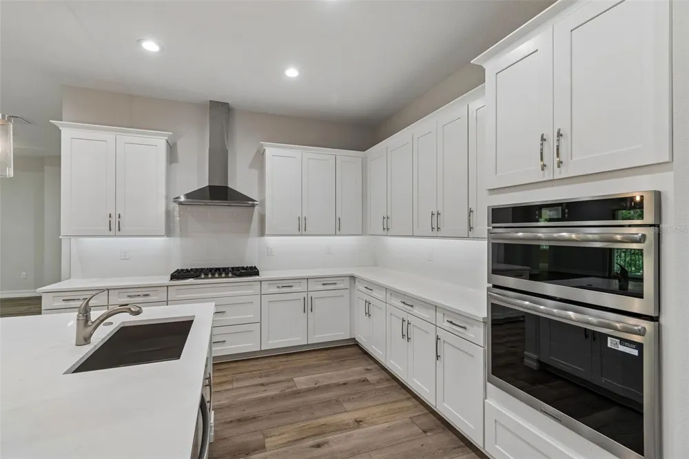 4881 MAJESTIC HILLS LOOP Brooksville, FL 34601