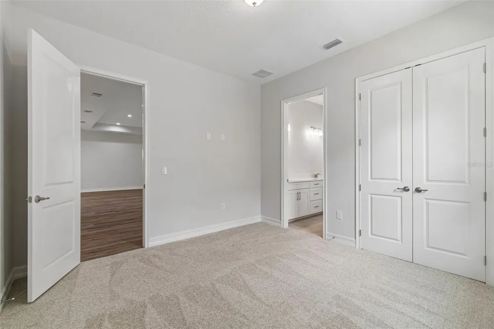 4881 MAJESTIC HILLS LOOP Brooksville, FL 34601