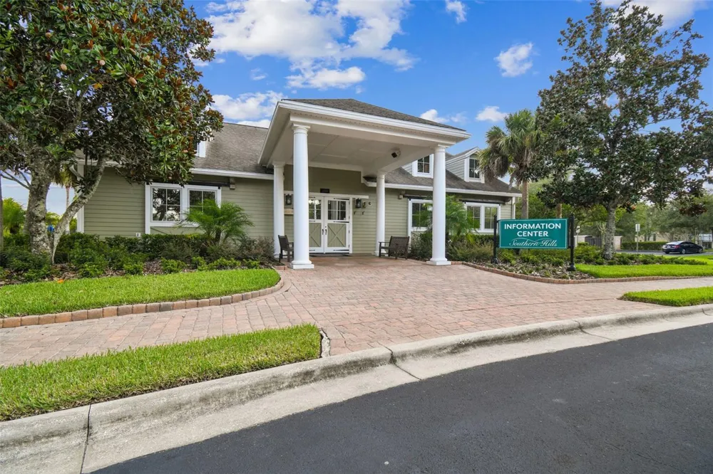 4881 MAJESTIC HILLS LOOP Brooksville, FL 34601