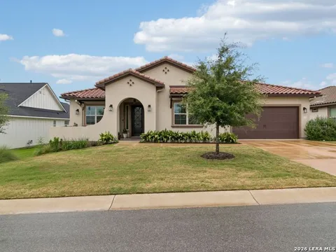 125 Waving Muhly Dr