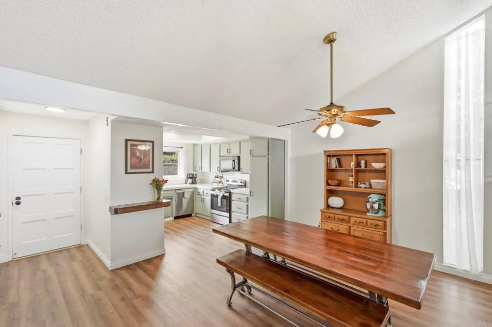 31908 Del Cielo Este #10A Bonsall, CA 92003