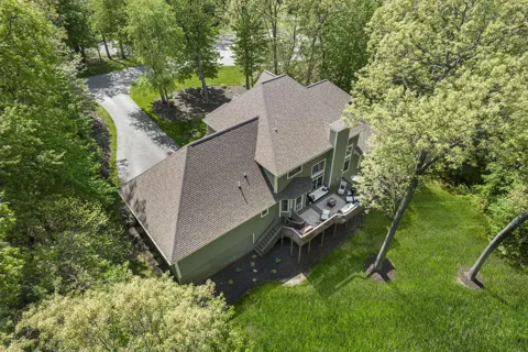 7023 Dunloe Court