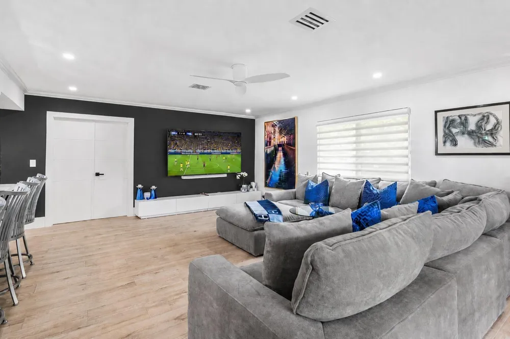 3203 NE 6th Boca Raton, FL 33431