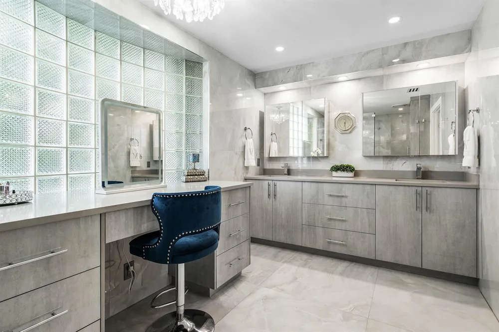 3203 NE 6th Boca Raton, FL 33431