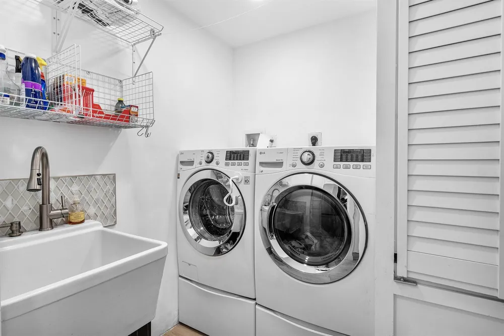 3203 NE 6th Boca Raton, FL 33431