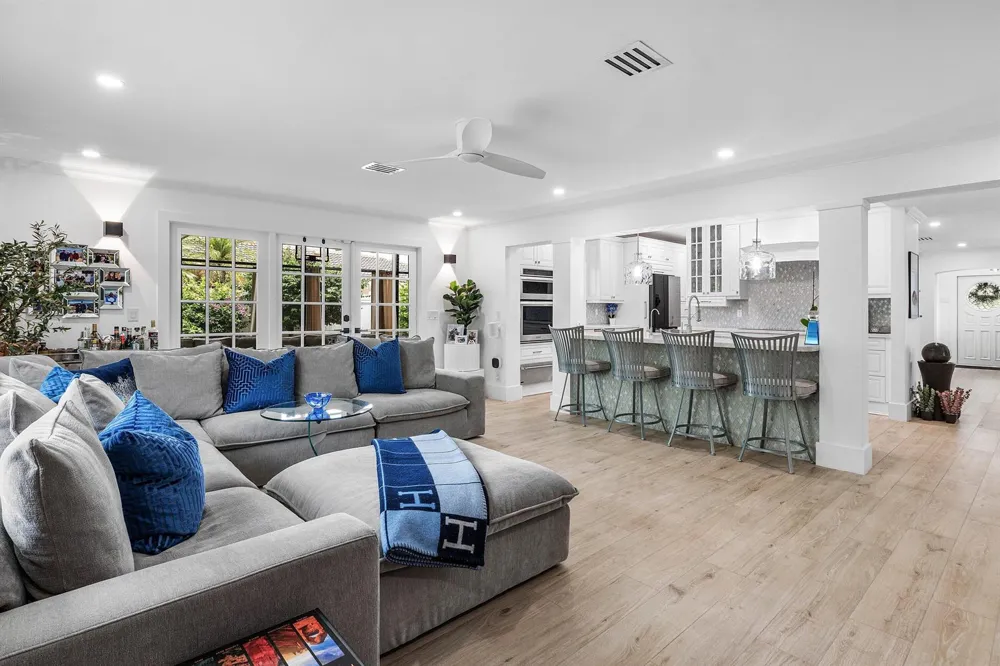 3203 NE 6th Boca Raton, FL 33431