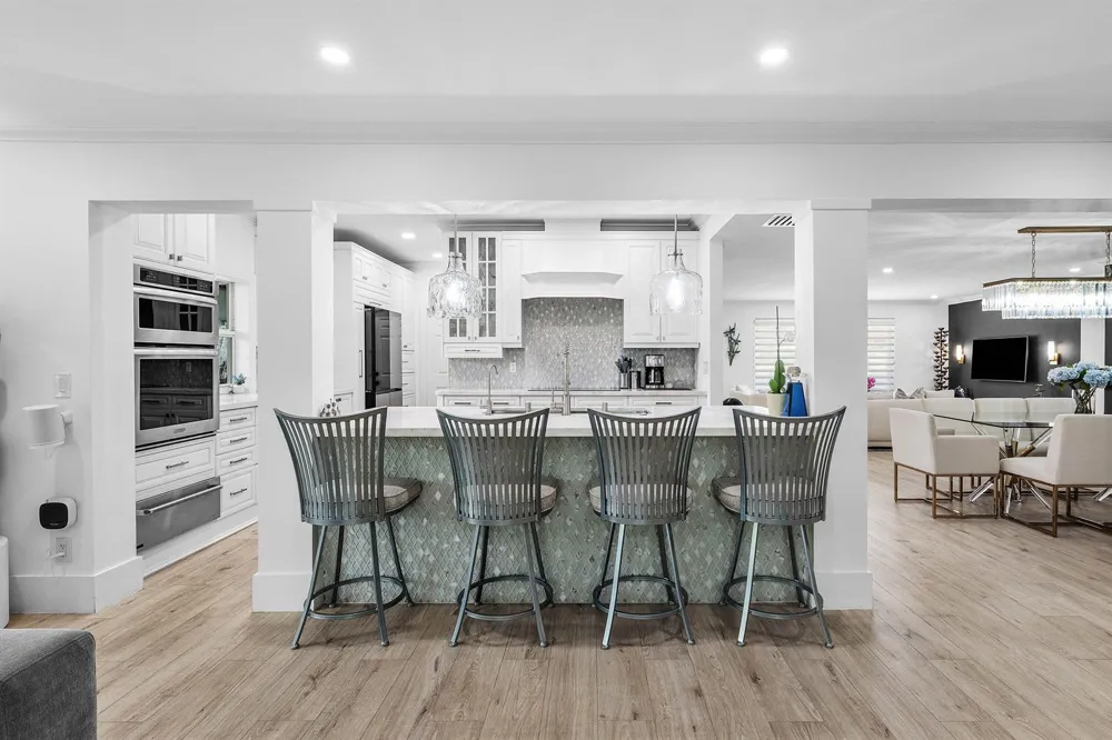 3203 NE 6th Boca Raton, FL 33431