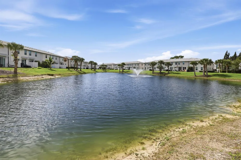 5650 Enclave Drive Mangonia Park, FL 33407