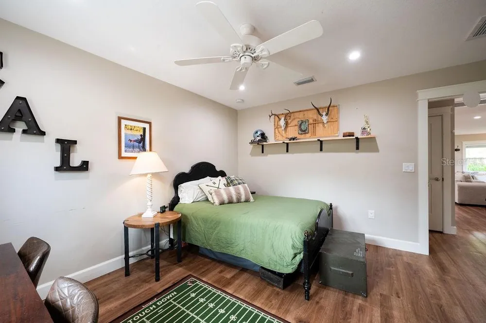 216 18TH STREET E Bradenton, FL 34208