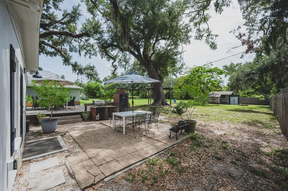 216 18TH STREET E Bradenton, FL 34208