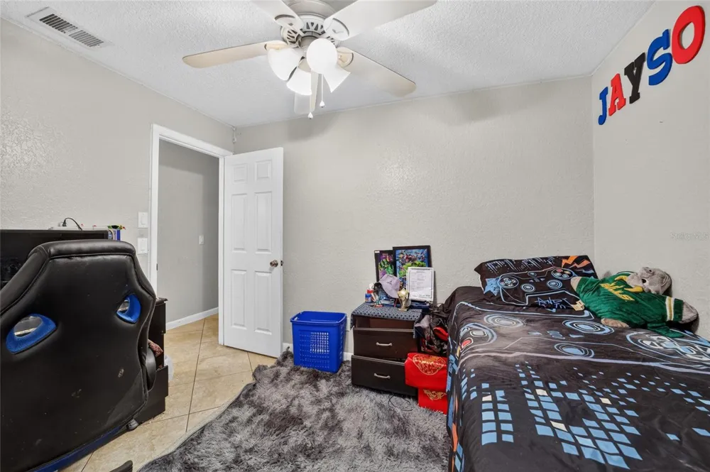 945 NW 64TH PLACE ocala, FL 34475