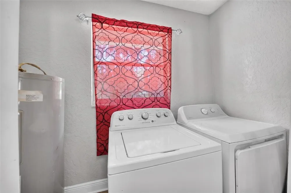 945 NW 64TH PLACE ocala, FL 34475