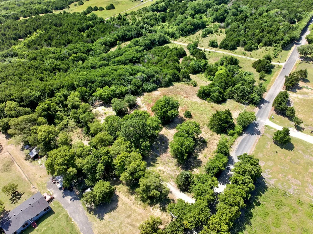 5211 County Road 547 Nevada, TX 75173