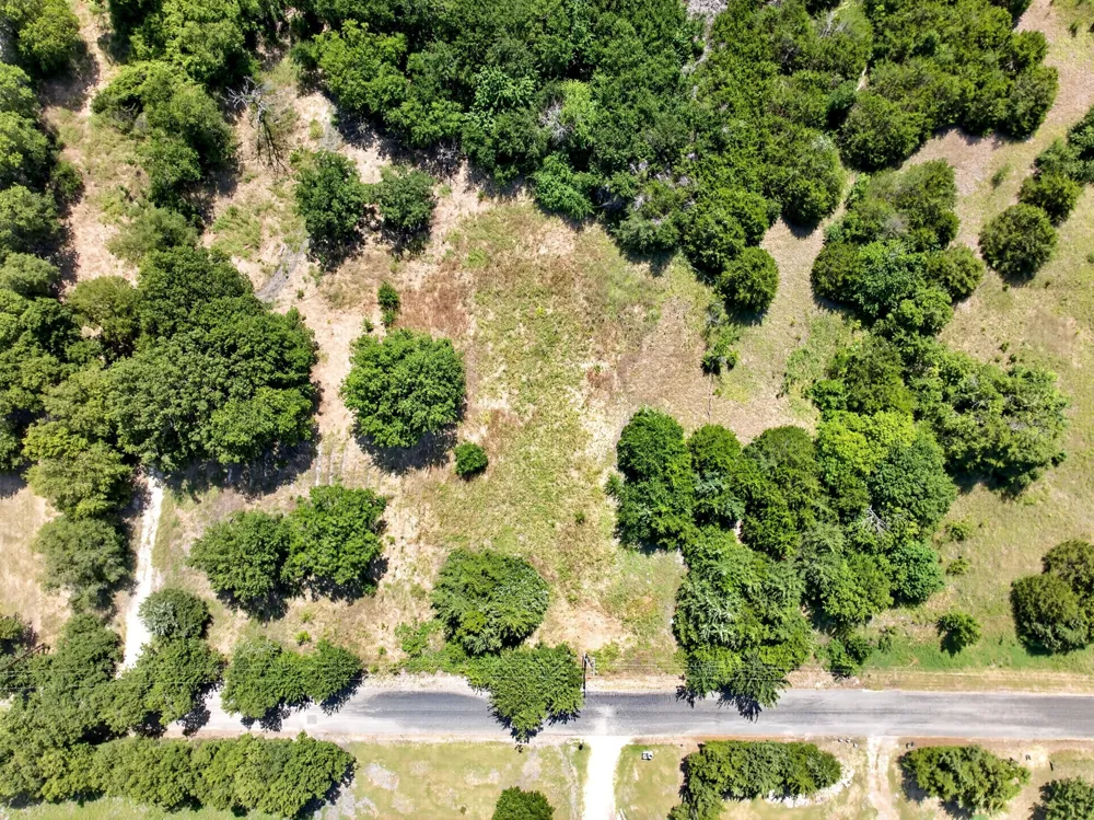 5211 County Road 547 Nevada, TX 75173