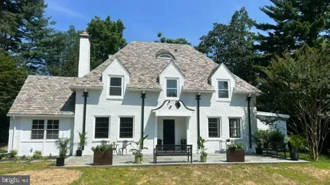1013 INDIAN CREEK ROAD