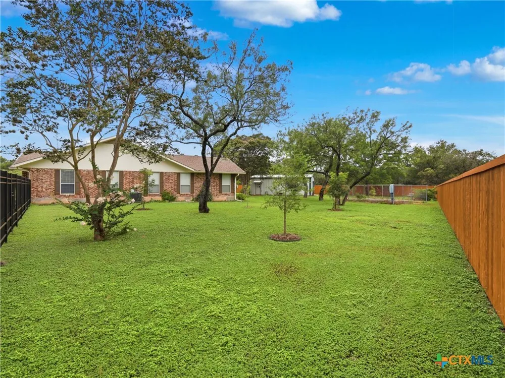 2402 Welsch Lane New Braunfels, TX 78132