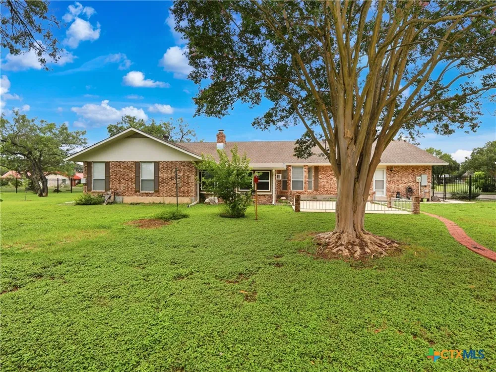 2402 Welsch Lane New Braunfels, TX 78132
