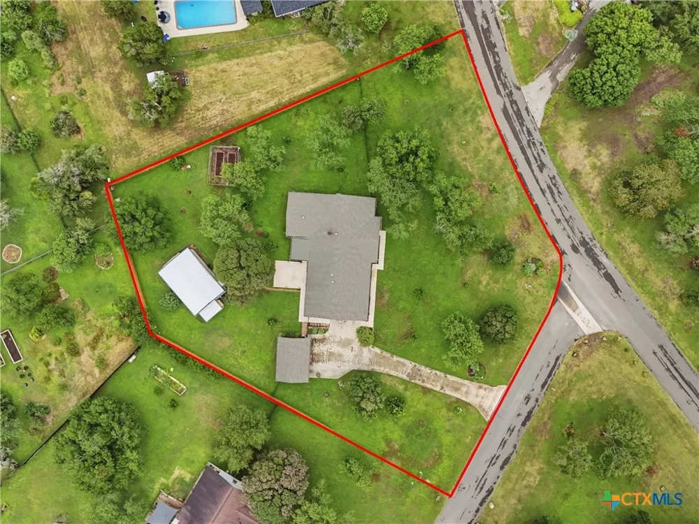 2402 Welsch Lane New Braunfels, TX 78132