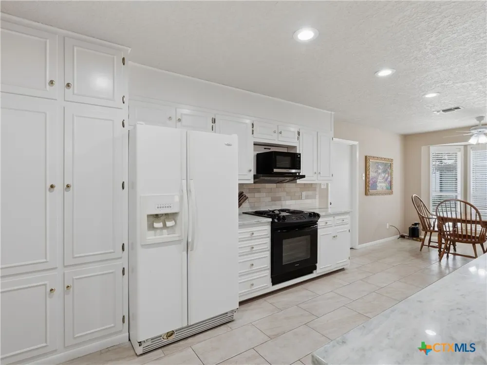 2402 Welsch Lane New Braunfels, TX 78132