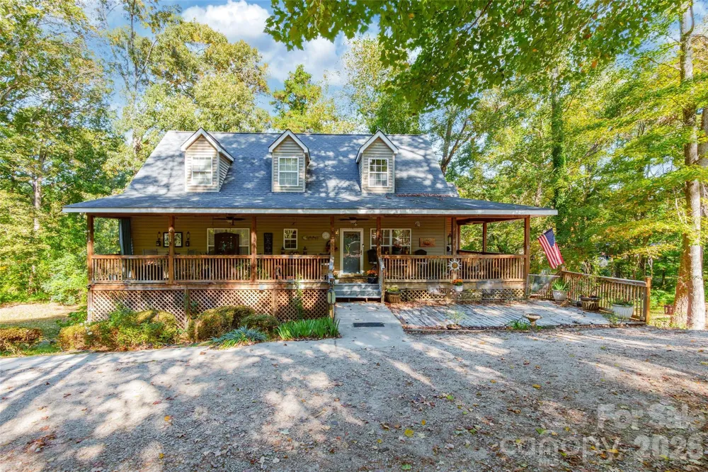 880 Columbia Road Chester, SC 29706