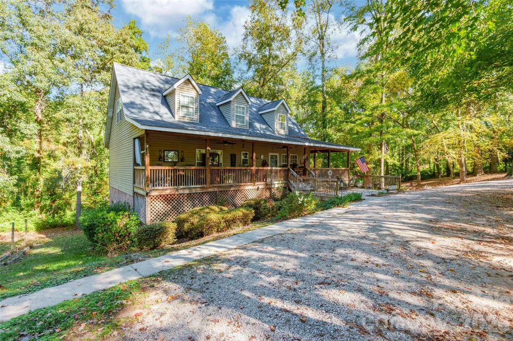 880 Columbia Road Chester, SC 29706