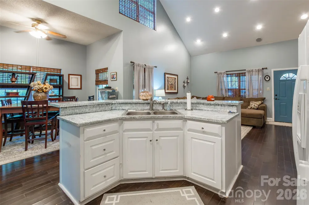 880 Columbia Road Chester, SC 29706