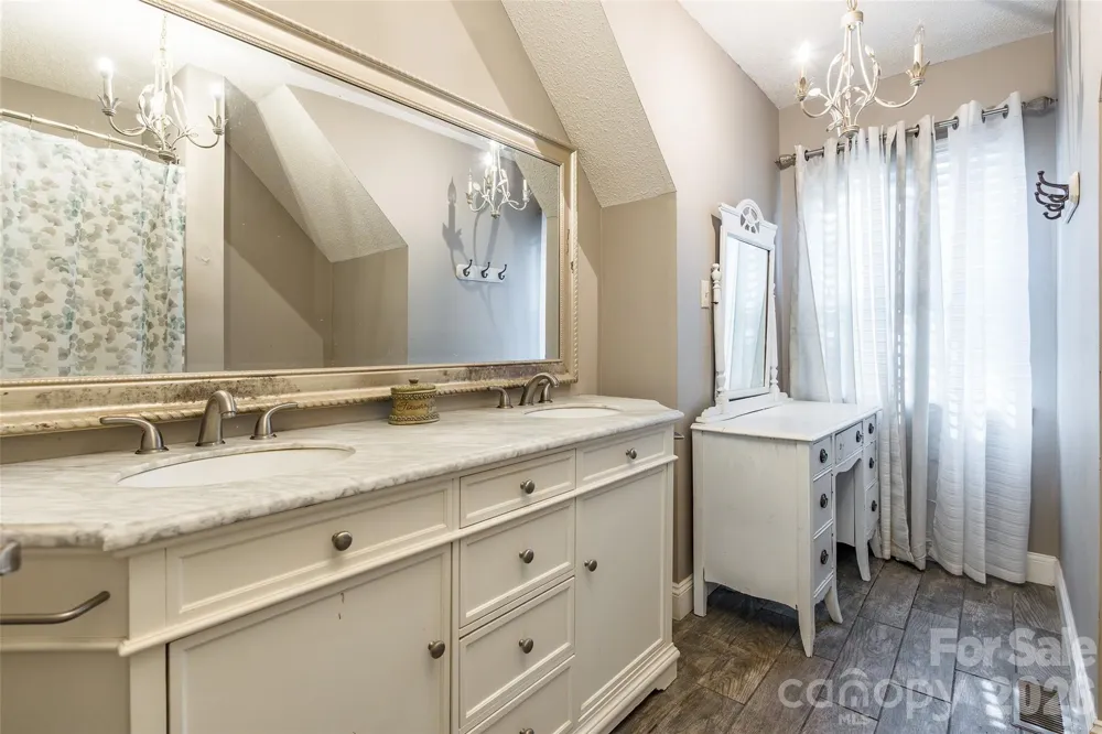 880 Columbia Road Chester, SC 29706