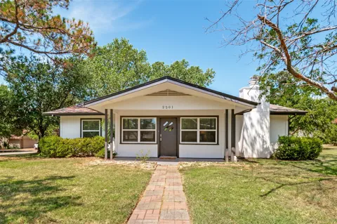 2201 Lake Coves Drive