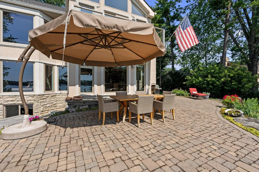 9233 Tan Bay Street Commerce, MI 48382