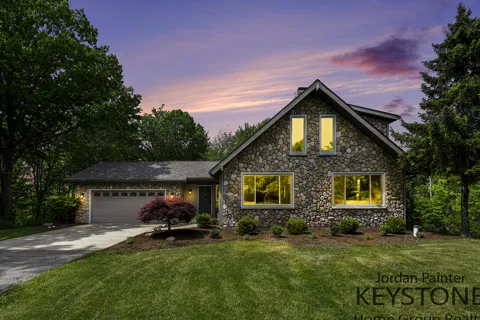 5964 Chicago Drive