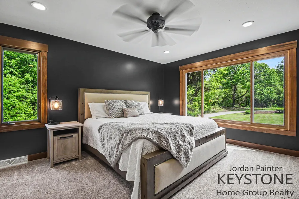 5964 Chicago Drive Zeeland, MI 49464