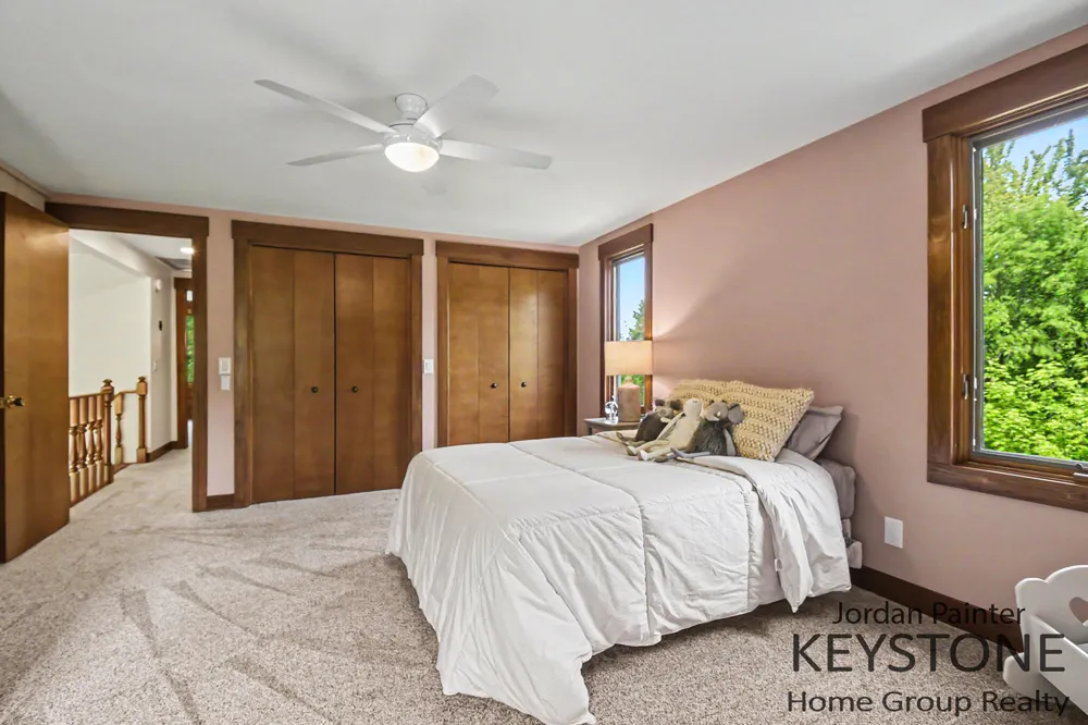 5964 Chicago Drive Zeeland, MI 49464