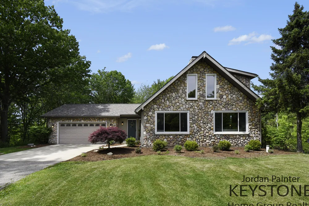 5964 Chicago Drive Zeeland, MI 49464