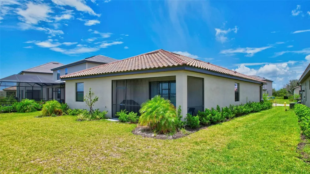 5409 CORAL REEF WAY Bradenton, FL 34211