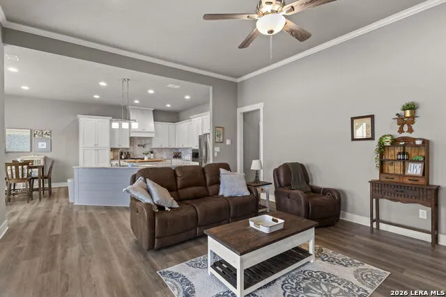 116 Clemente Zapata Blanco, TX 78606