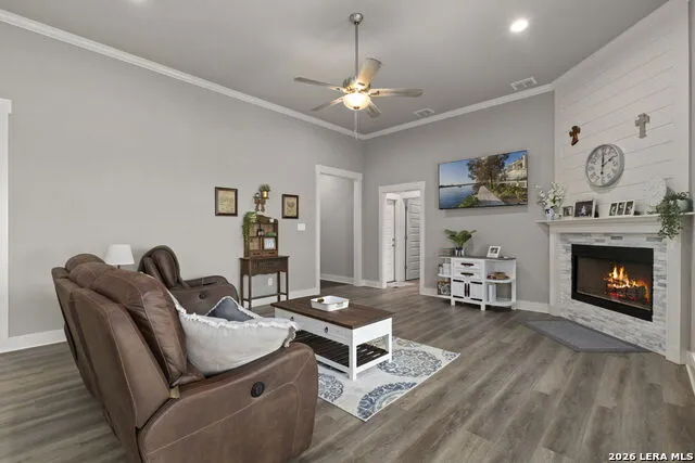 116 Clemente Zapata Blanco, TX 78606