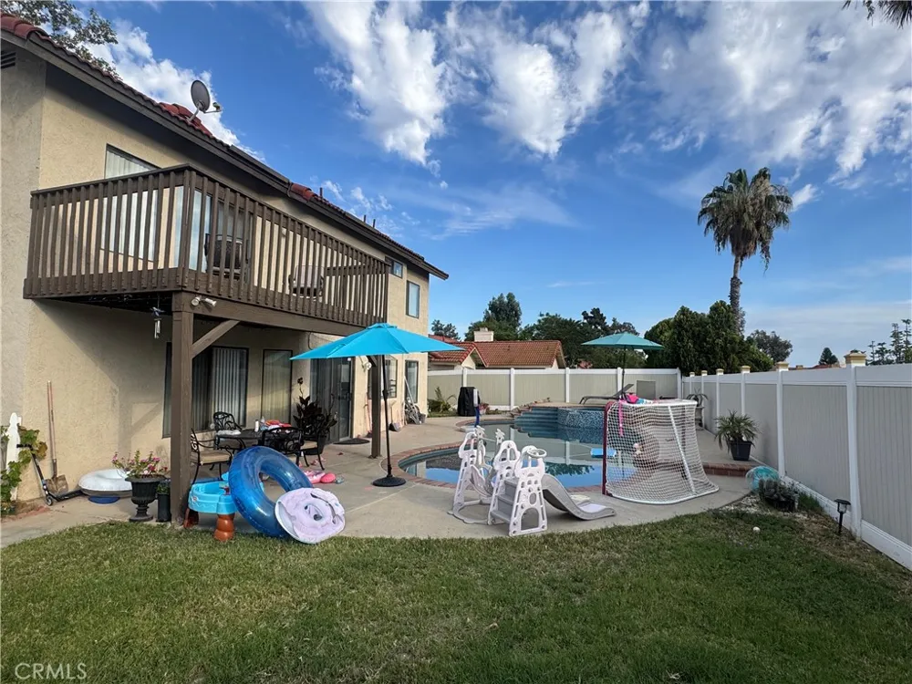10461 Saltbush Moreno Valley, CA 92557